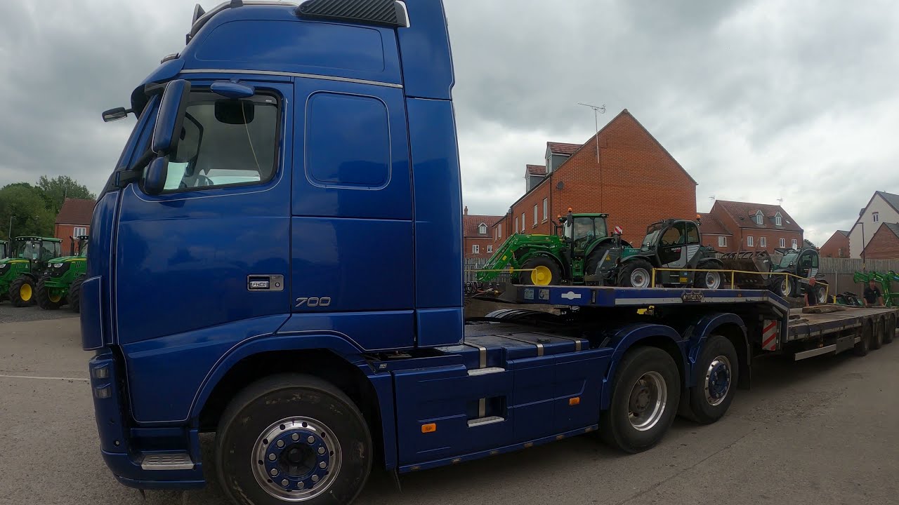 2011 Volvo FH16 700 16.0 Litre 6-Cyl Diesel 3-Axle Artic Truck