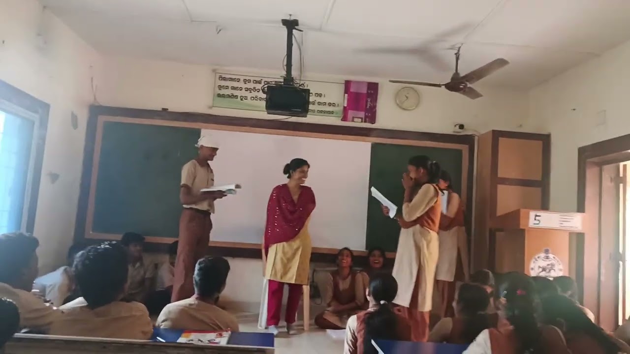 #ଦୂର ପାହାଡ଼#dura pahada 9th class 
