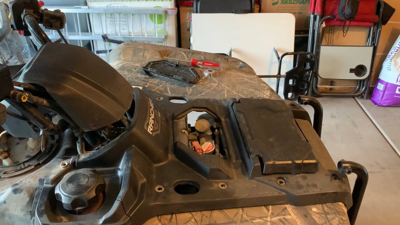 HOW TO INSTALL 12 VOLT OUTLET ON HONDA RANCHER AND HONDA FOREMAN AND HONDA RUBICON