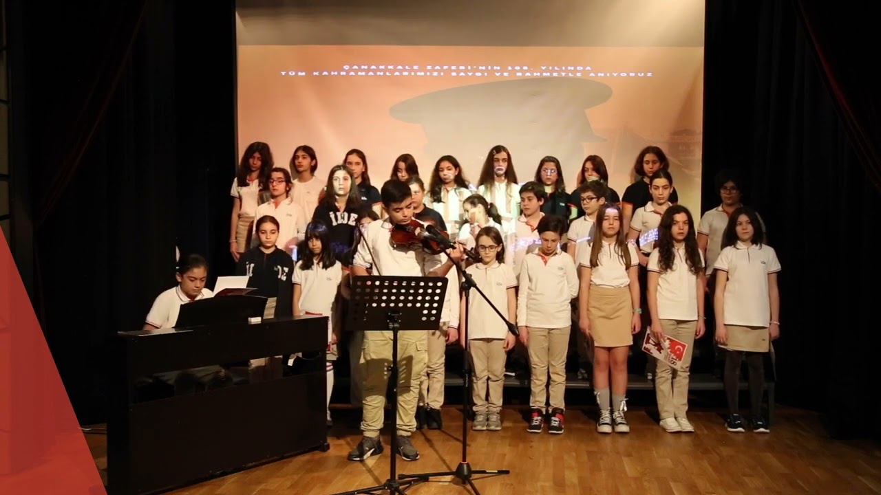 Piyano ve Keman Performansı