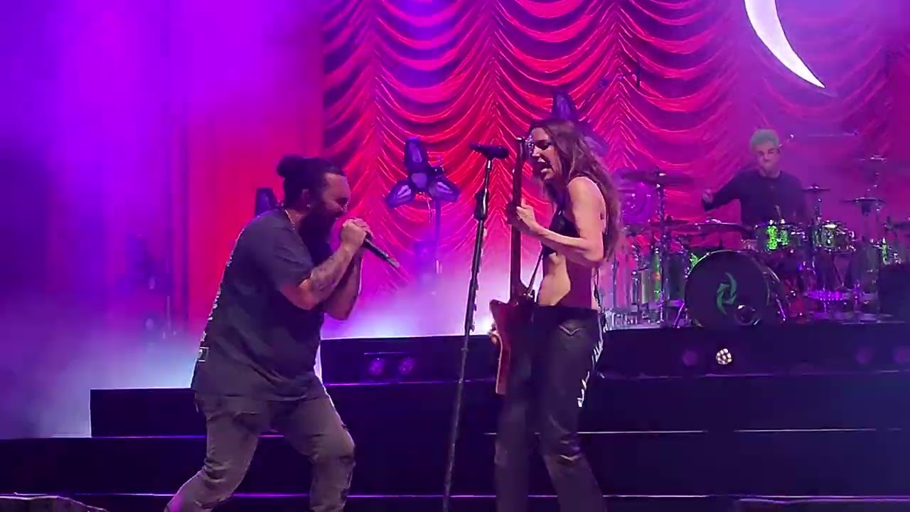 Halestorm & I Prevail - Can You See Me In The Dark - York Fair Grounds