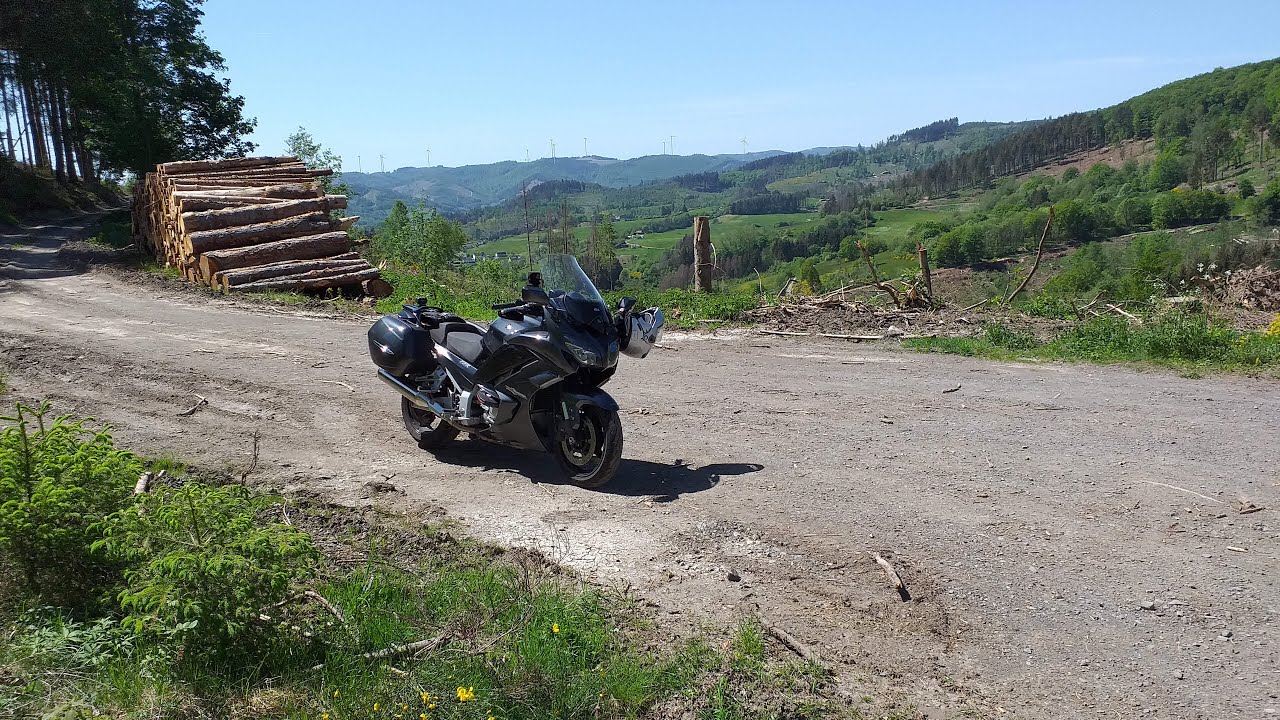 Motor Video FJR 1300 a devil motorcycle, Let's rock...