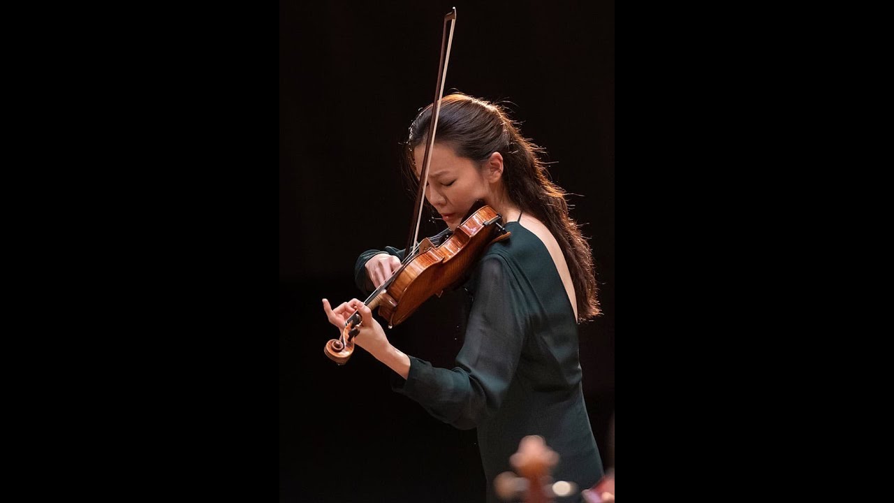 Clara-Jumi Kang: (Encore) Bach, Largo from Violin Sonata No. 3 in C Major, BWV 1005