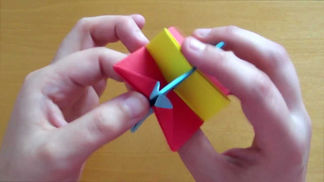 Origami Omega Star (6 modules) - Tutorial