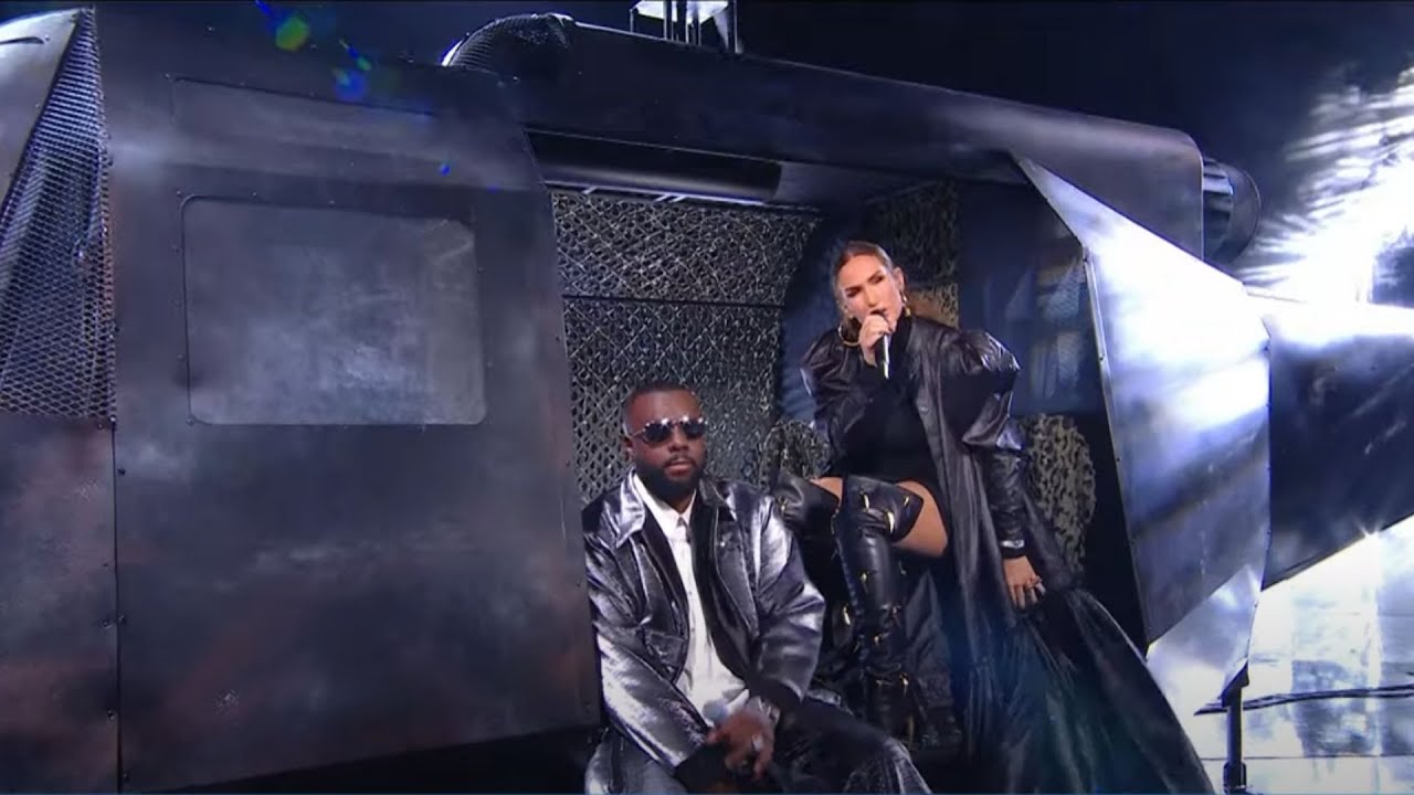 GIMS X VITAA - PRENDS MA MAIN (Live - NRJ Music Award 2021)