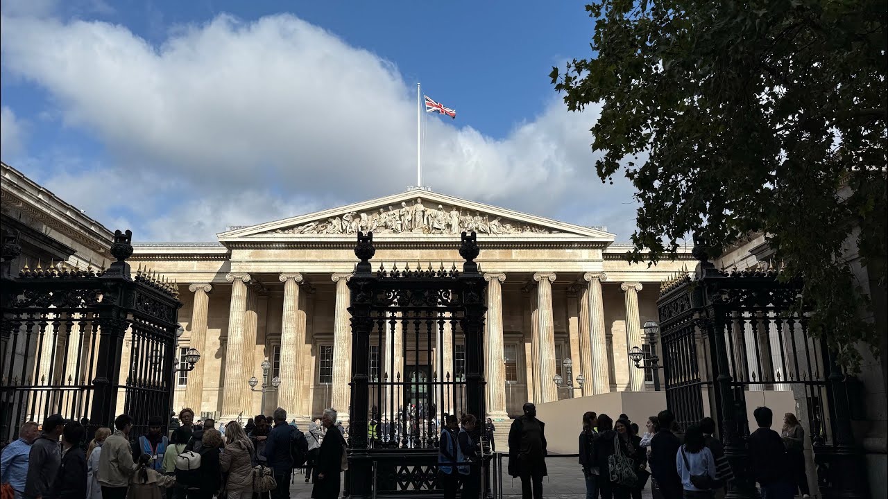 202509 Iceland & UK Day10-11 London Britsh Museum  LHR-TPE EVA B777 長榮皇璽桂冠艙