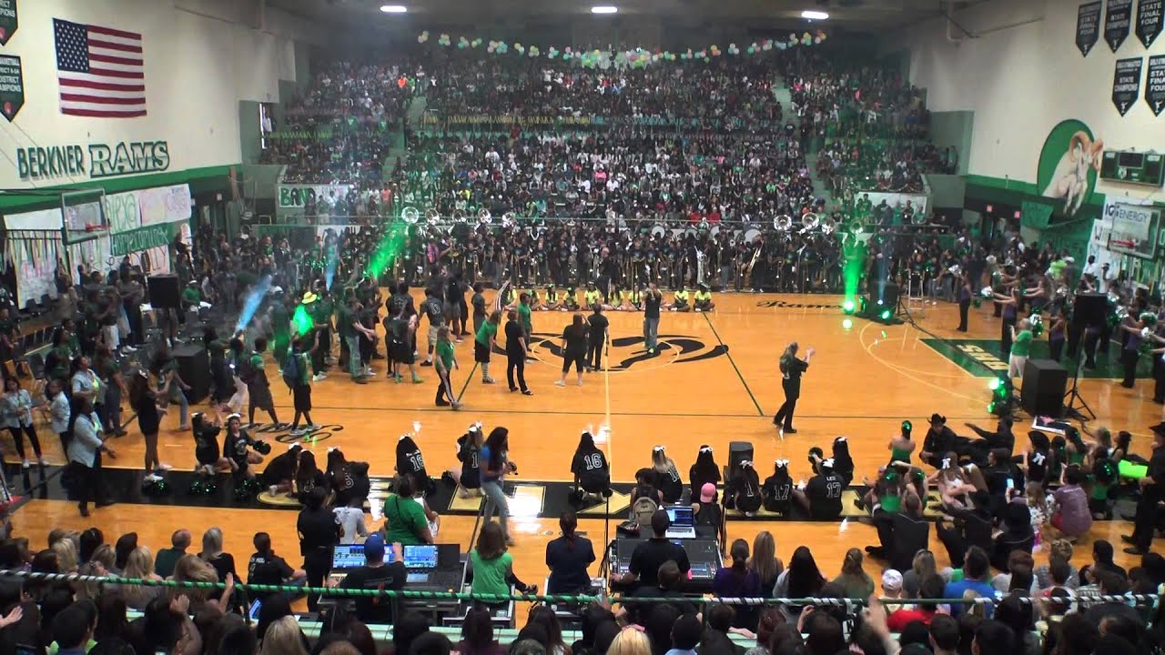 2015 Berkner Pep Rally #1 - Class Yell