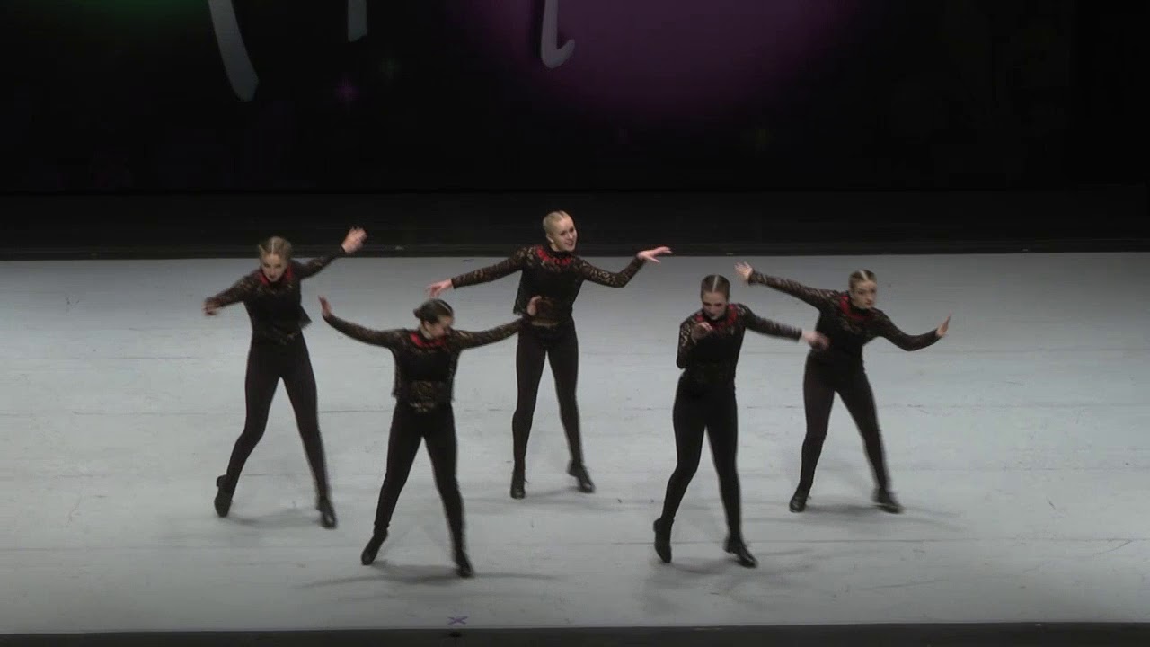 2017 Small Group of the Year // Santo Domingo - Premiere Dance