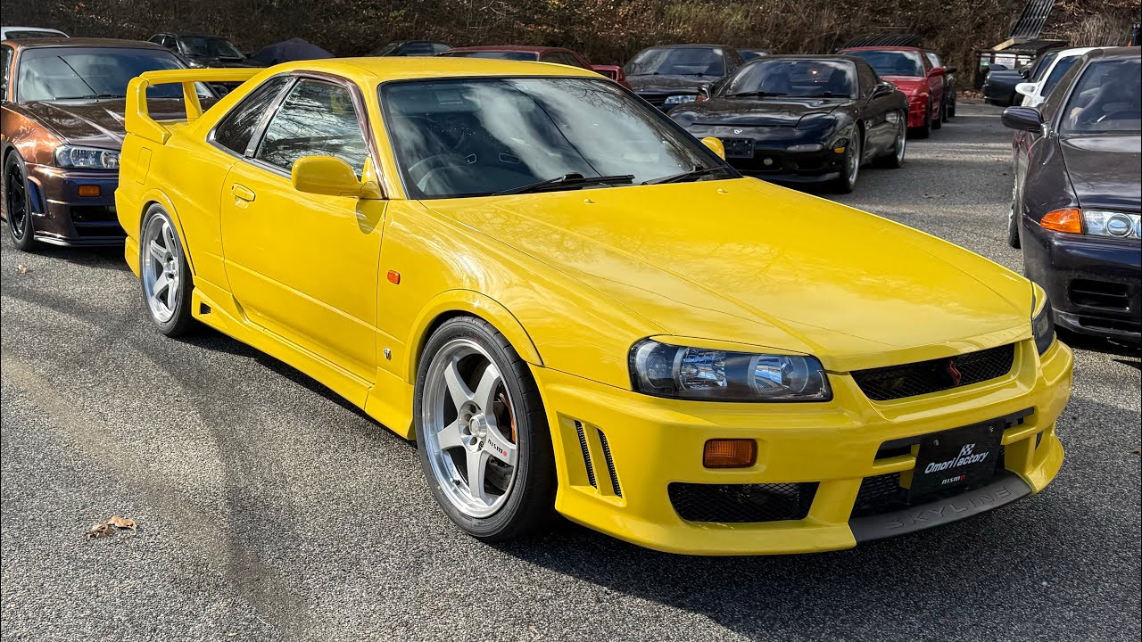 WE BUILT THE MOST OEM+ R34 SKYLINE EVER! (DEFINING OEM+ )