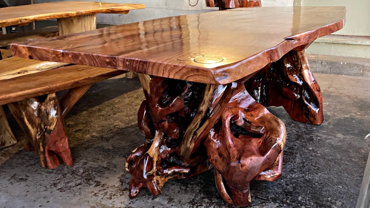 Asiendo Una Mesa Con 2 Raises