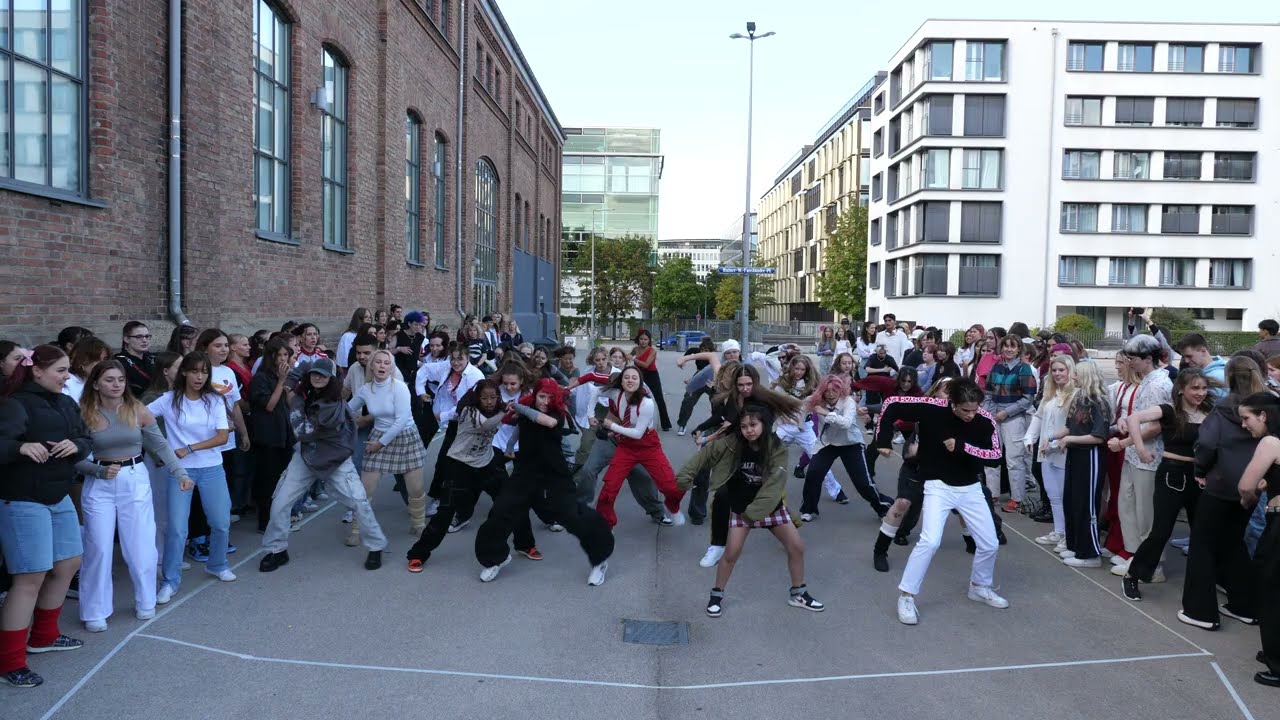 KPOP Random Play Dance x Blue Moon | Munich 24.09.2023 | Kpop in Public