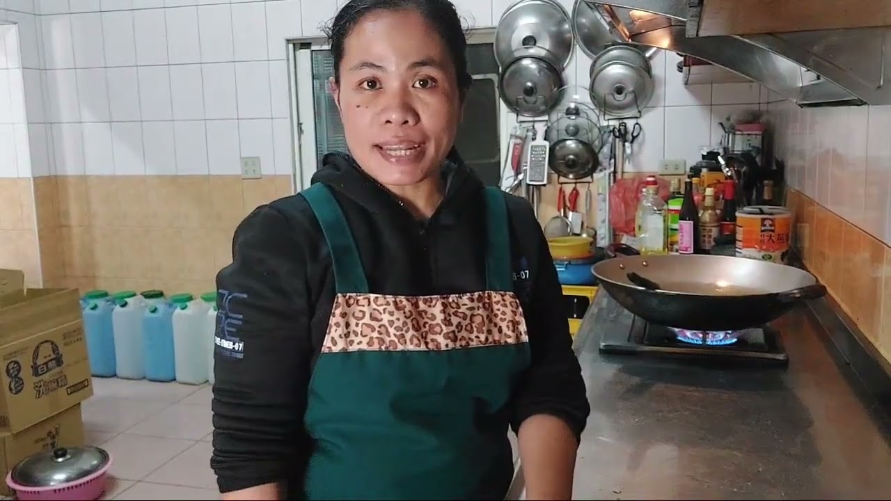 merawat lansia, pembantu rumah tangga dan masak || aktivitas tkw