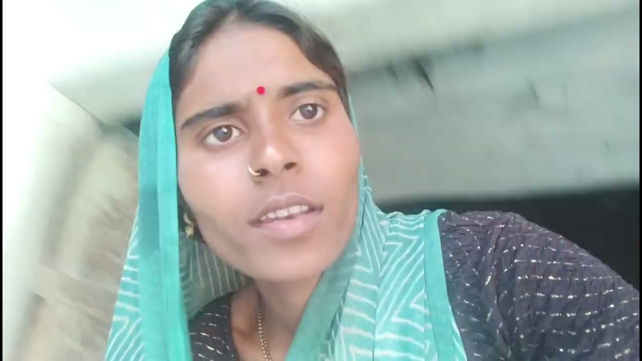 आज मैं बहुत परेशान हूं