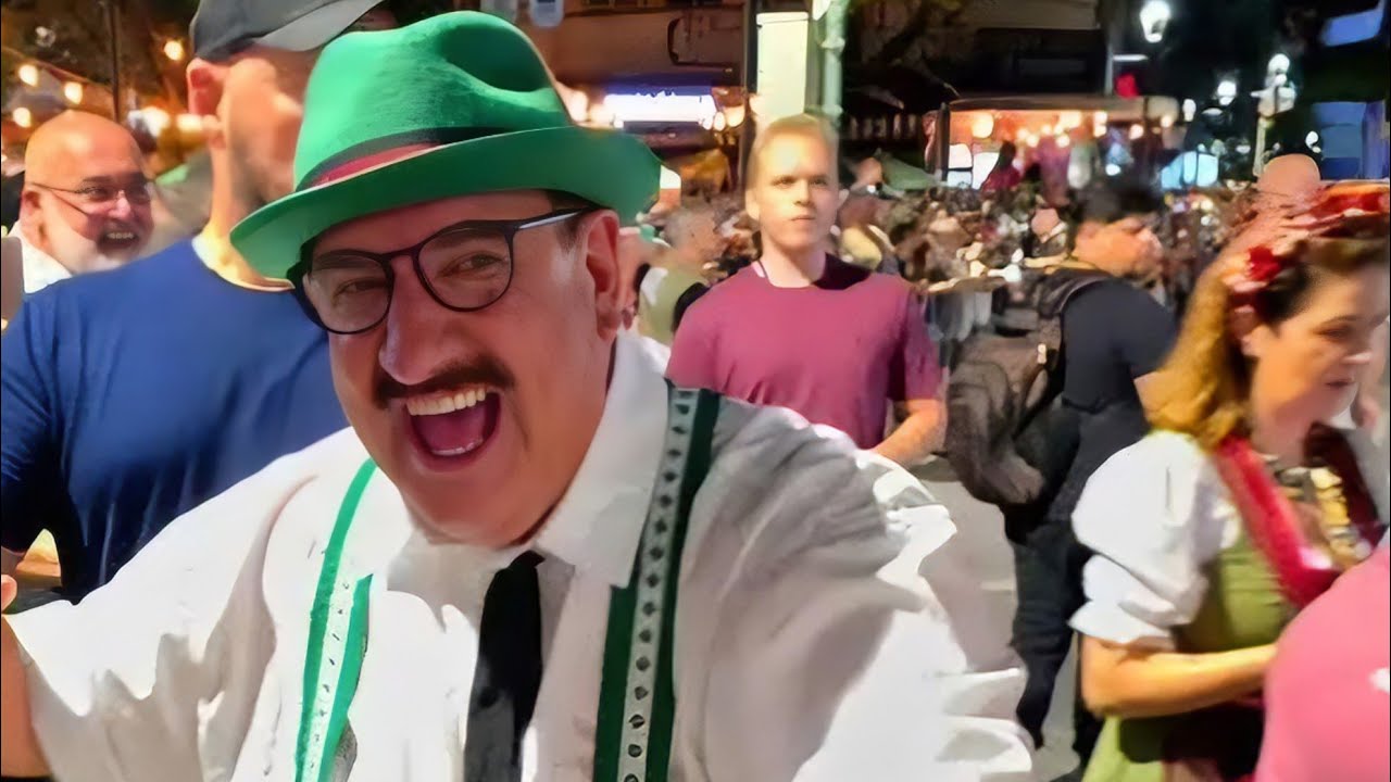 Ratinho e sua turma na Oktoberfest em  Blumenau Santa Catarina 2024