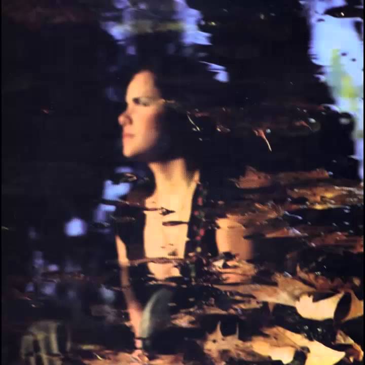 12 - Si te vas - Laura Ocampo