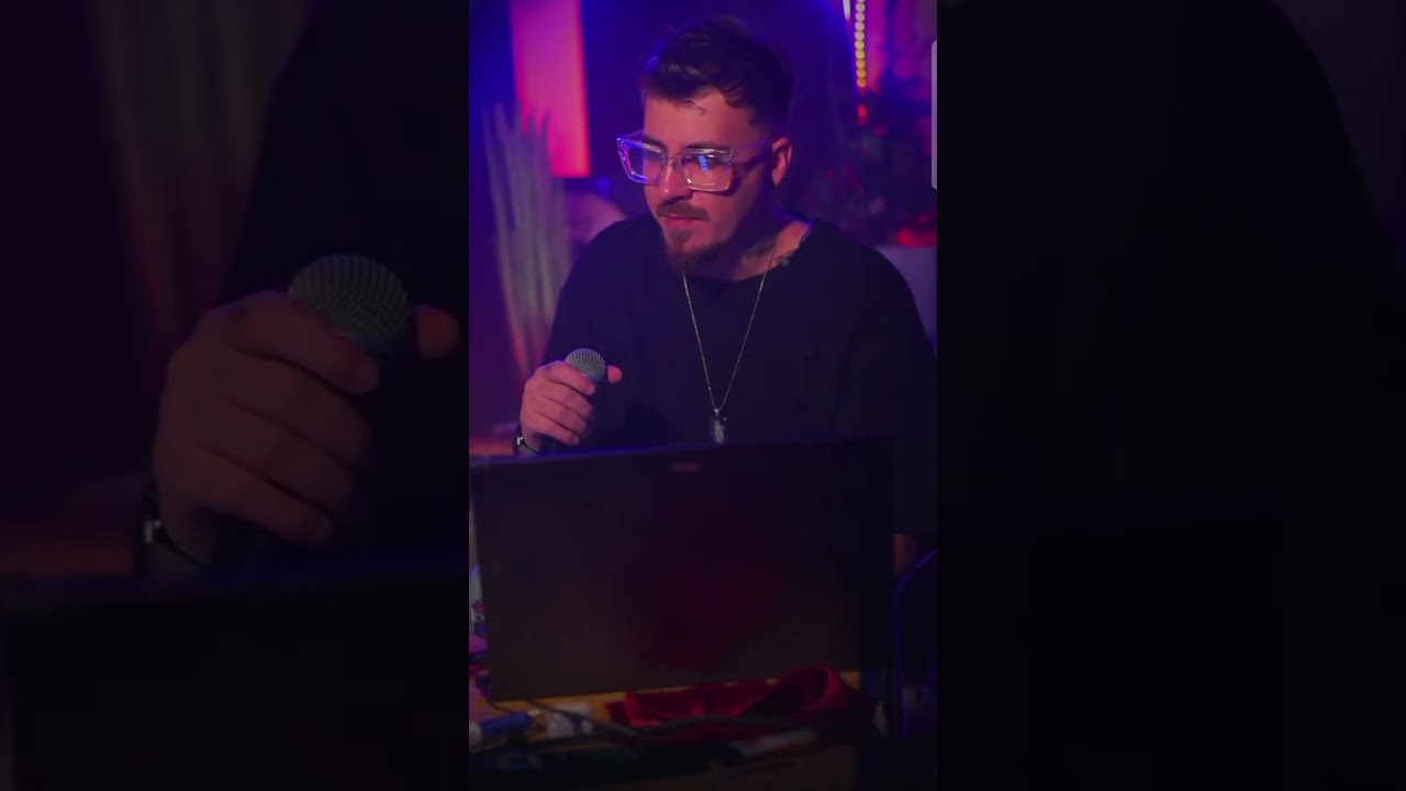 Adi Moroșanu- e plina lumea de falsuri 🩷(live Tik-Tok) @AdiMorosanu