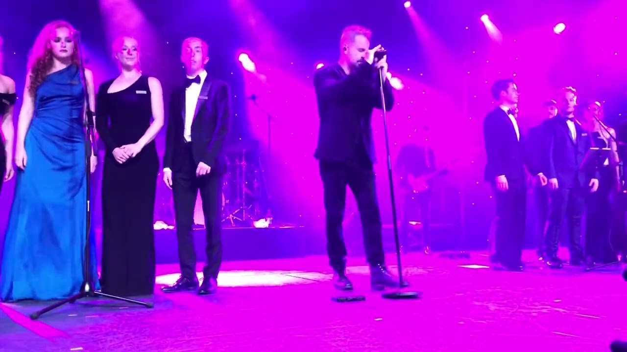 Alfie Boe - Run (Light Up)