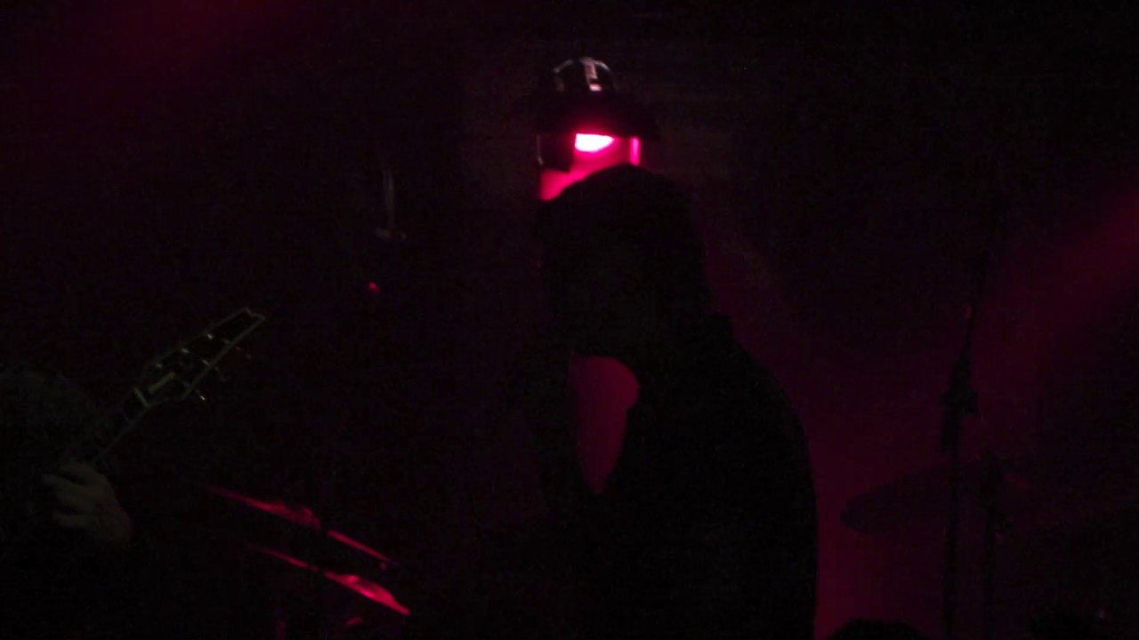 The Voidz - I'll Try Anything Once (The Strokes Cover) Live @ Village Underground