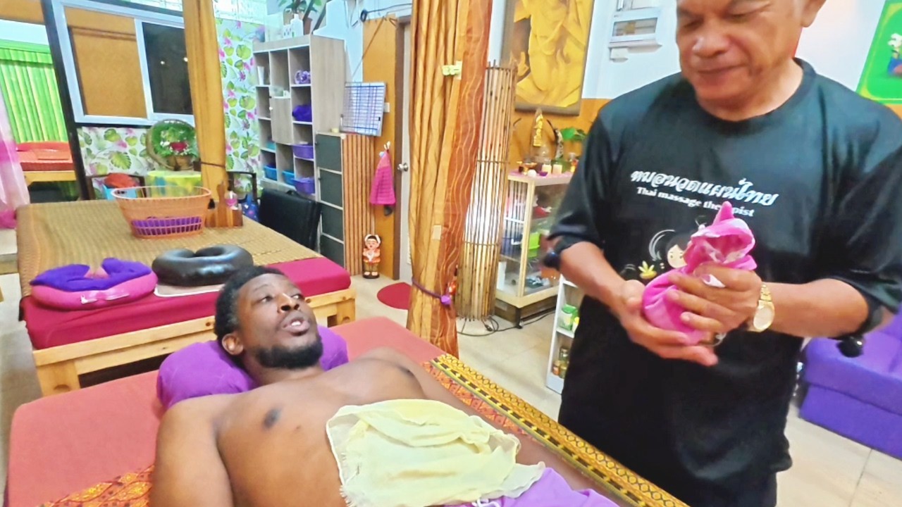 ASMR: Master Healer Thai Hot Stone & Herbal Massage – Too Hot to Handle – Pattaya 🇹🇭