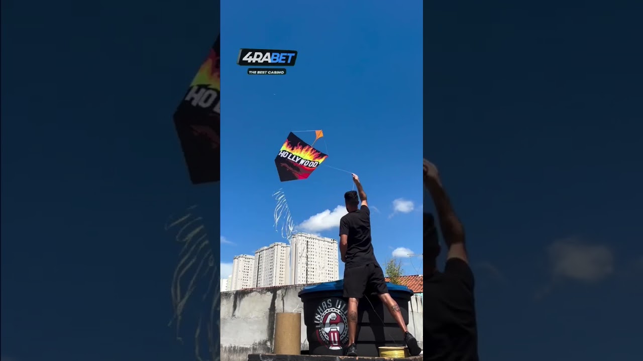 Hollywood Pipa Combate Kite Flying 😮 Big Patang Lover&hearts;️#shorts #pipacombate #pipakites #brixxmediain