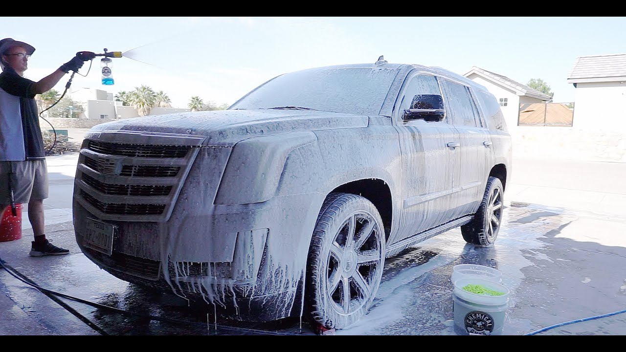 Detail on this dirty Cadillac Escalade