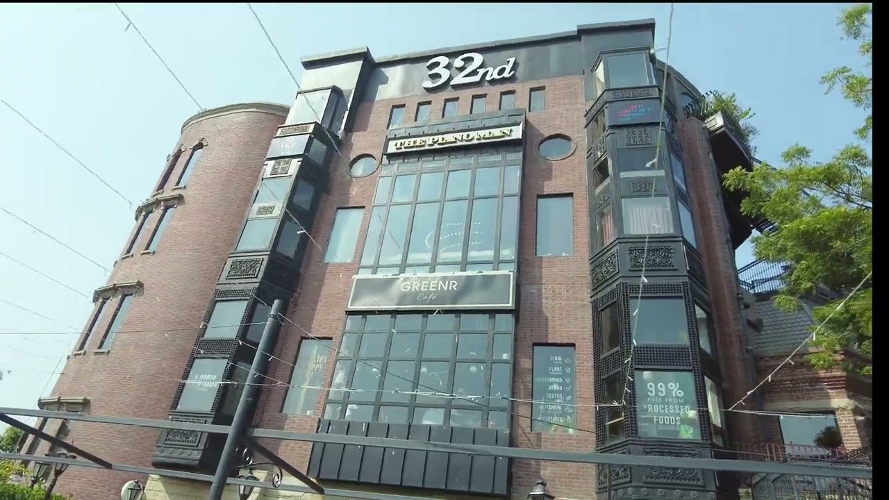 WOW Eco friendly and Hipster India | 32nd Avenue Gurgaon | FOODIE hub in Delhi NCR - Gurugram