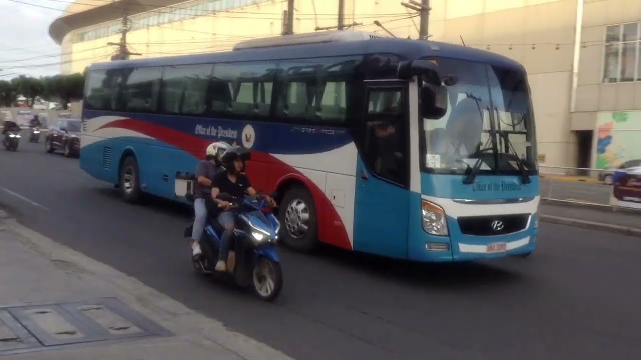 Bus Spotting at SM Fairview @ෆNekoChan._.BossJhayDos852ෆ @VLI._.Andres67 @PatokAdventure