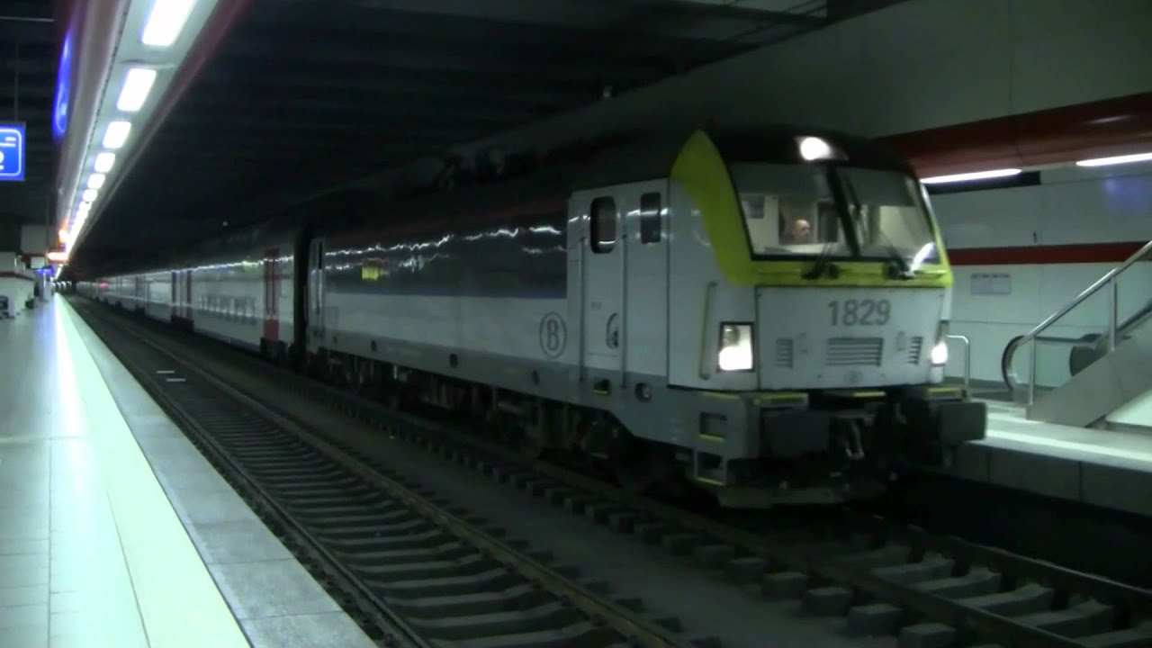 HLE 1829 + M6 + HLE 1882 in Brussel-Nationaal - Luchthaven