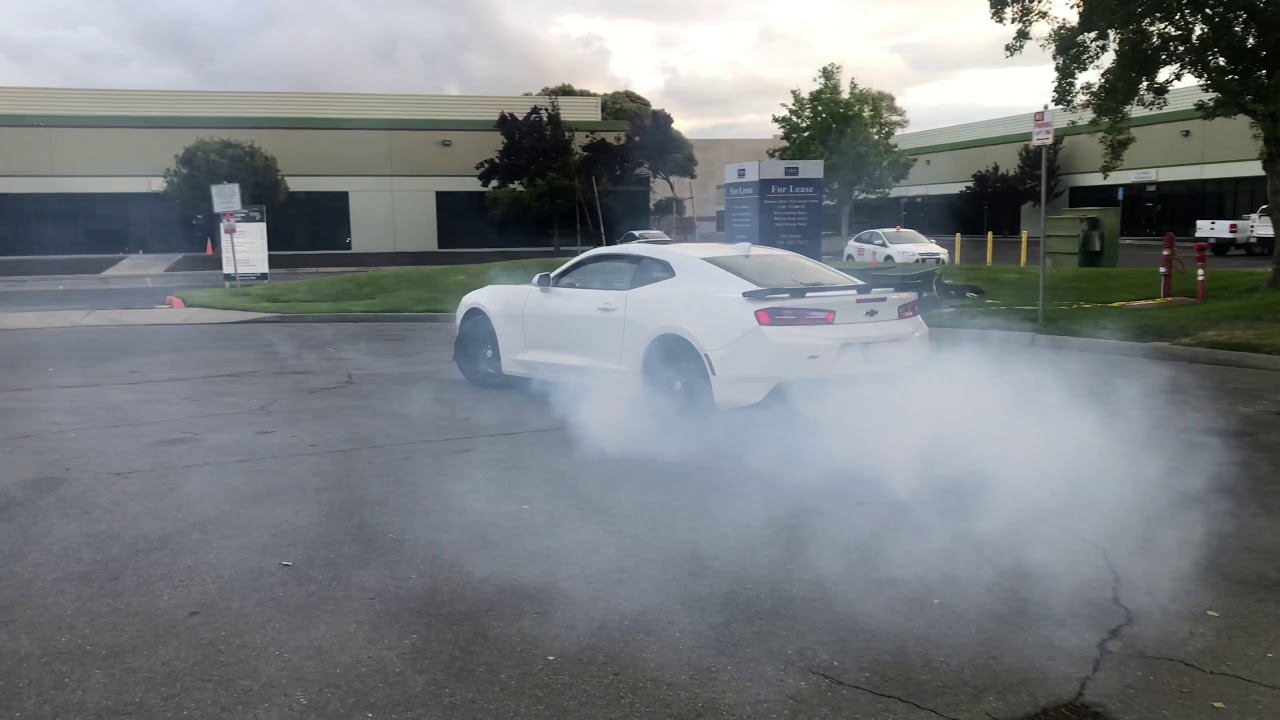 2016 Camaro SS Donuts