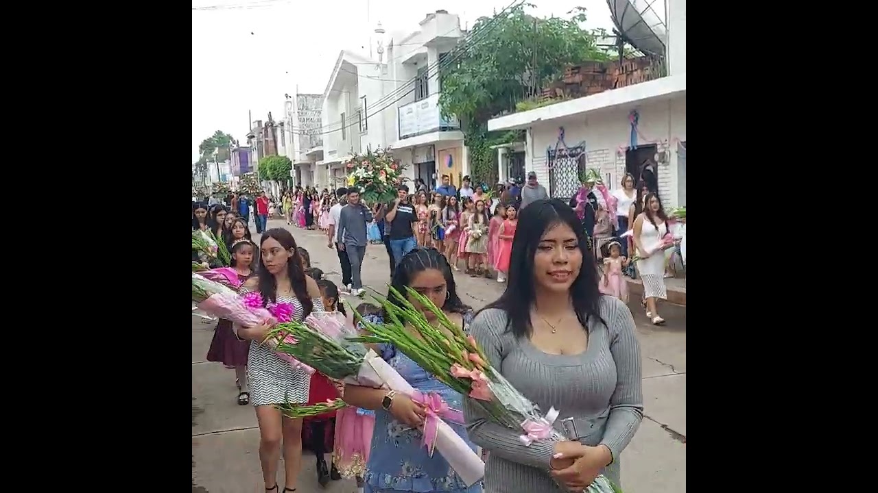 Santa Ana Maya mich 24/7/2024 ofrenda floral a señora Santa ana