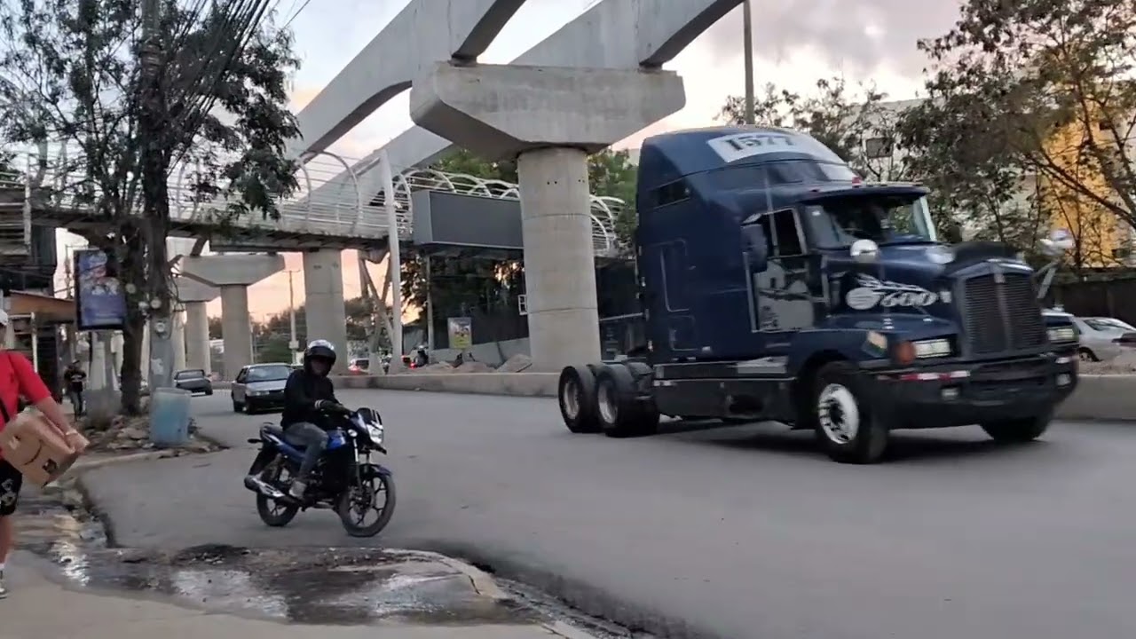 12 de marzo de 2026 Monorriel de Santiago frente a Utesa.