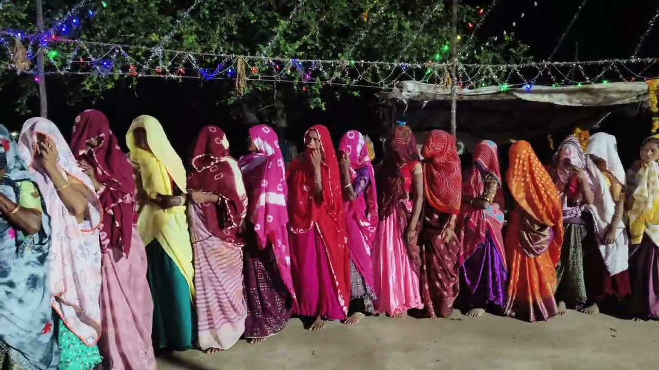 trending song (geet) Navratri अम्मा माहू नकरियु भमर वनीलां मारा आमा वेवाई रे #aadivasi ट्रेंडिग गीत