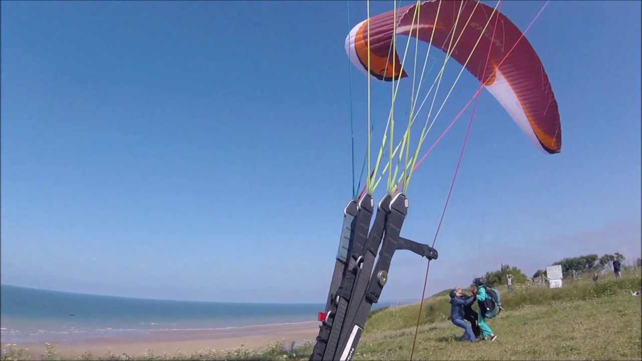 Parapente - Paragliding Soaring - Fail Tempo - Omaha Beach - Vierville sur mer - Normandie