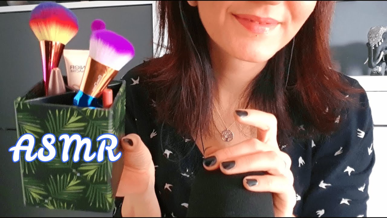 ASMR Fr : Je te maquille 💄 pour une soiree en amoureux 💖 (pinceaux, scratching, whispering...)
