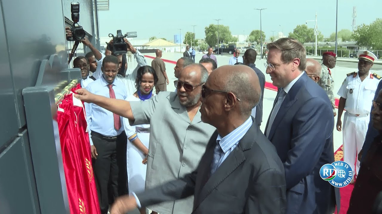 Le Président Guelleh procède à l’inauguration de l’extension de l’Aéroport de Djibouti.