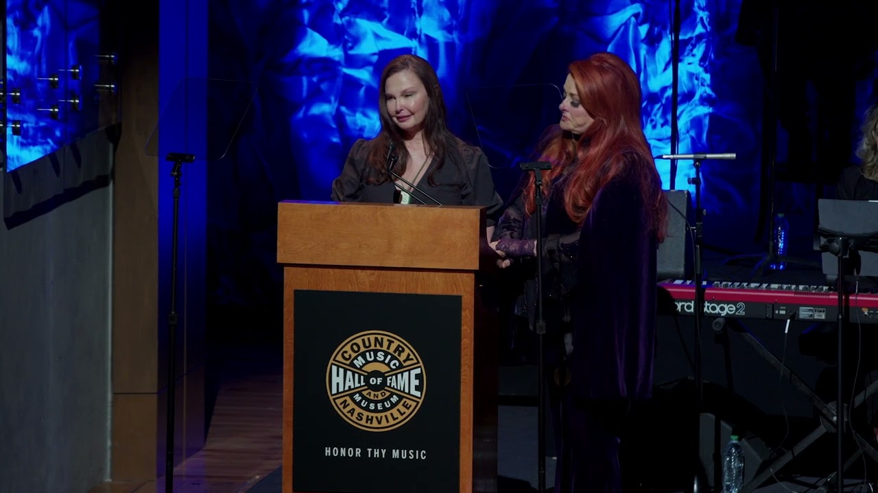 Ashley and Wynonna Judd at the Country Music Hall of Fame