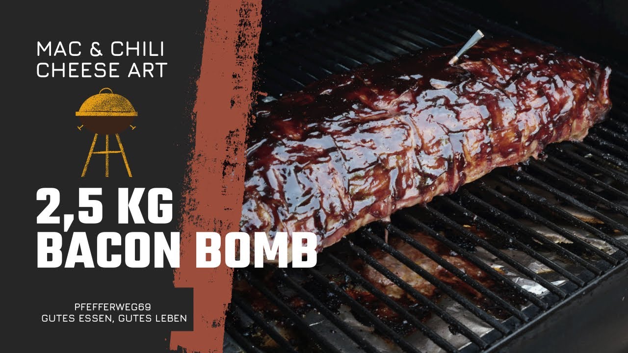 Riesen 2,5 kg Mac & Chili Cheese Art Bacon Bomb vom Pelletsmoker // Grillrezept / BBQ Sauce