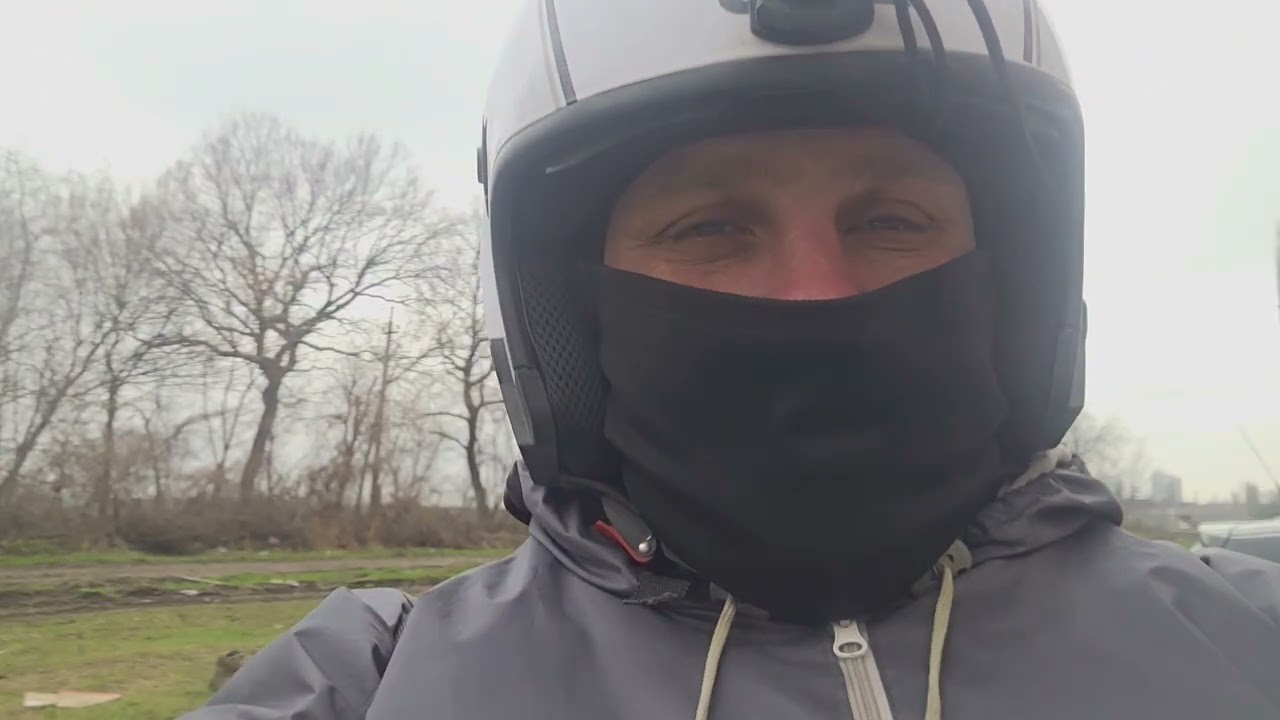 Так сильно ждут доставку, что не отвечают на звонки курьера 😆