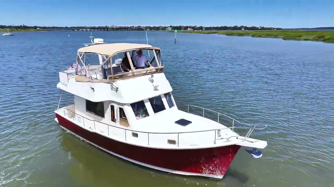 The Coastal Fogg....2006 Mainship 34 Trawler
