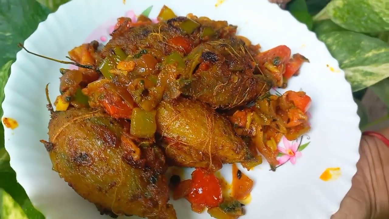 कुछ इस तरह बनाईए स्वादिष्ट करेले की सब्जी || Bitter gourd curry recipe || VARSHA VERMA