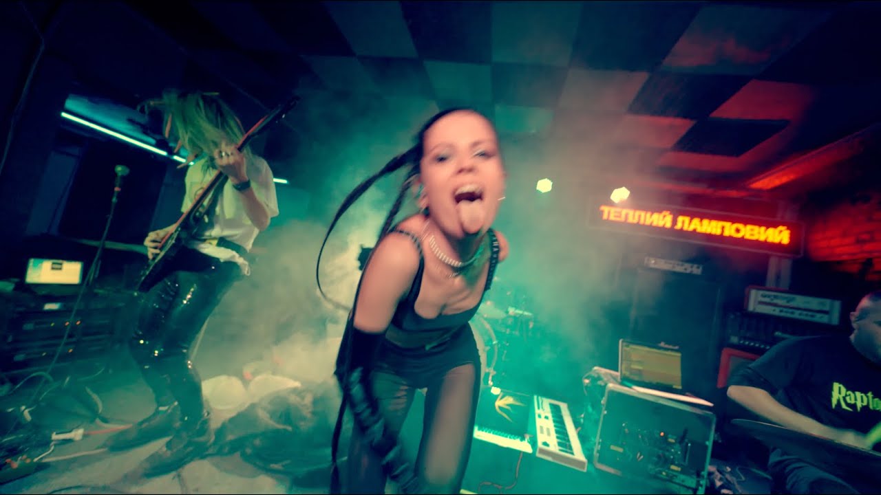 GannaBaby - Квіти. Офіційне LIVE відео (клуб Теплий Ламповий)