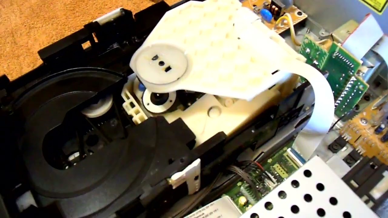 Pioneer PDR-W739 COMPACT DISC RECORDER / MULTI-CD CHANGER. Обзор и профилактика.