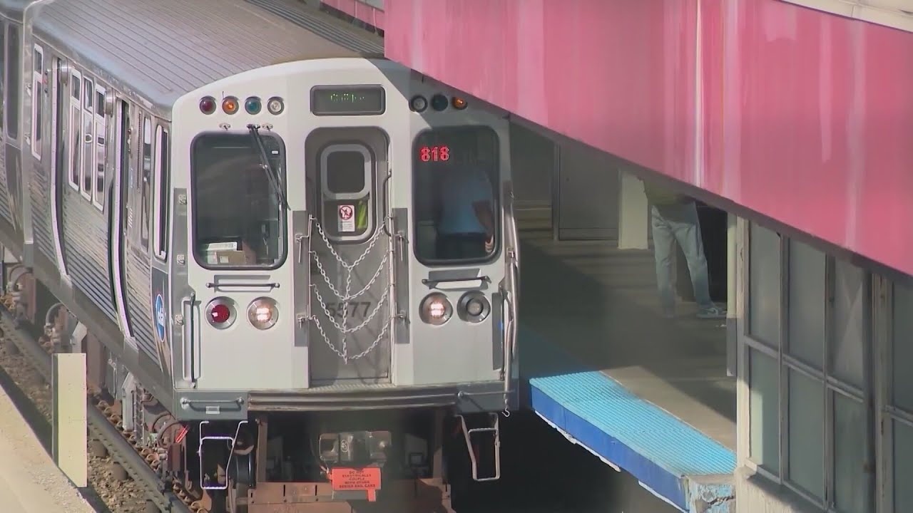 Trump pauses $2.1B for Chicago infrastructure projects