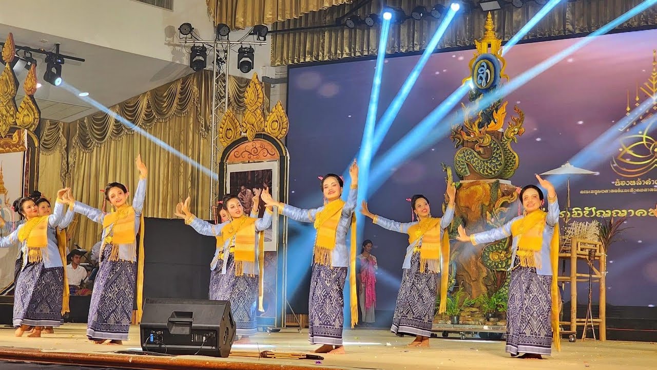 น้องหล้าคำแพงสาขาวิชาภาษาไทย รอบคณะมนุษยศาสตร์ฯ 2566 (เทิดพระเกียรติยอดเยี่ยม)