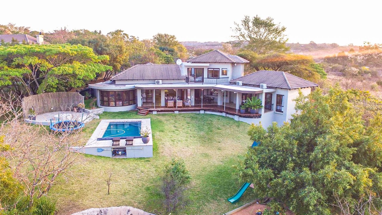 4 Bedroom House for Sale in Shandon Estate