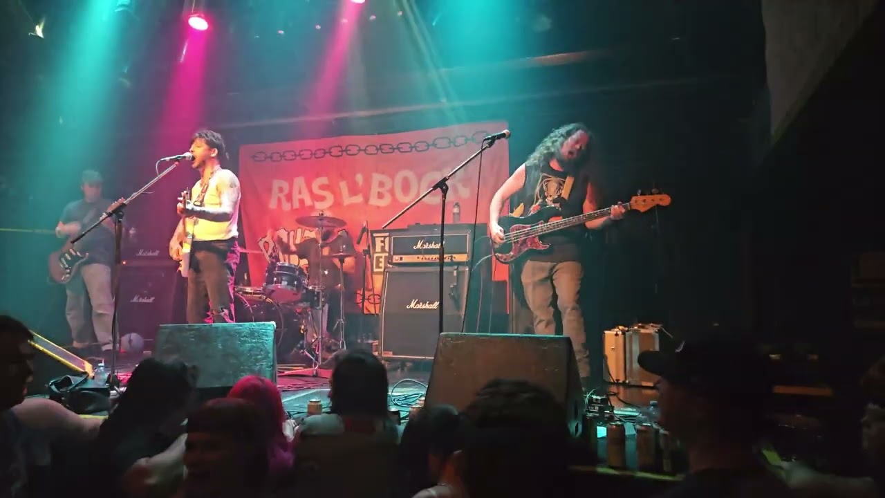 Wavves - Demon to Lean On - 2024-05-19 - Pouzza Fest 12 - Montreal, Quebec