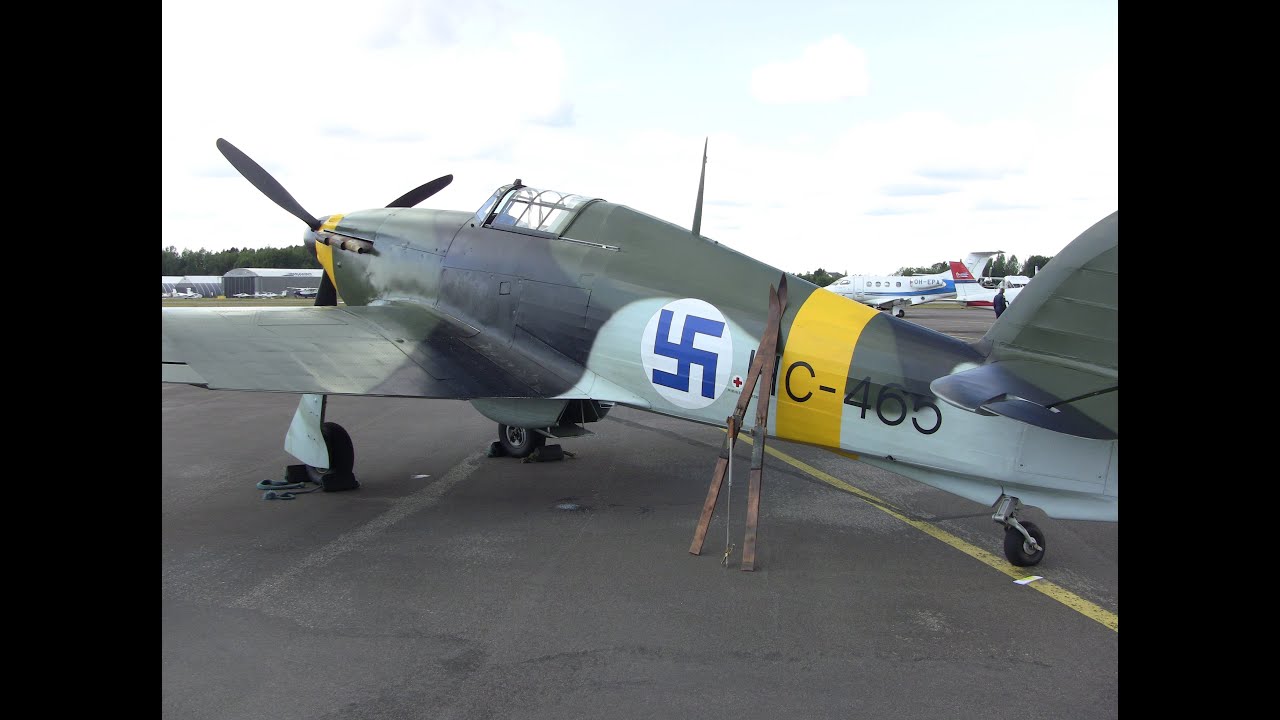 Finland International Airshow 2014: T-6 Texan and Hawker Hurricane