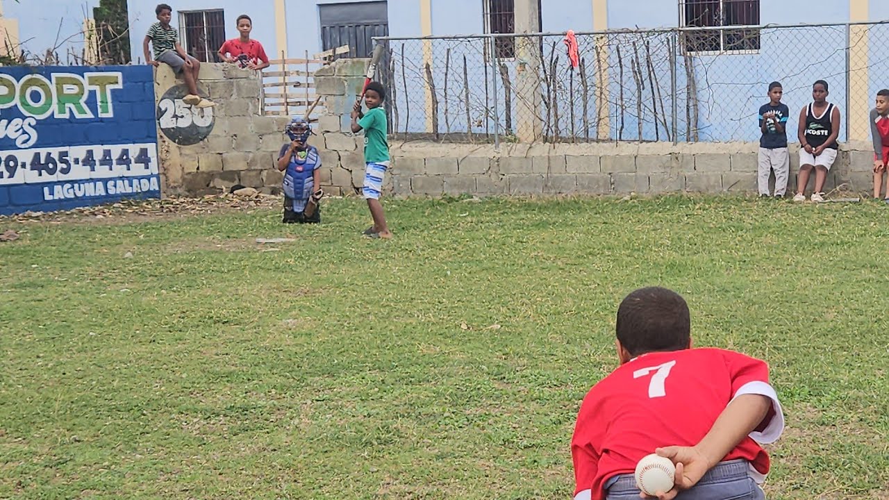 JUEGO DE BÉISBOL PLAY LA ESTACIÓN 