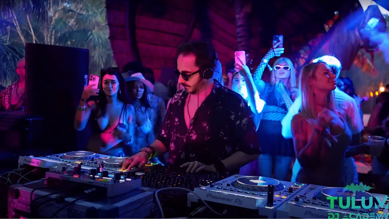 Simone Vitullo | Live DJ Set at Porqué No Festival | Tulum DJ Academy
