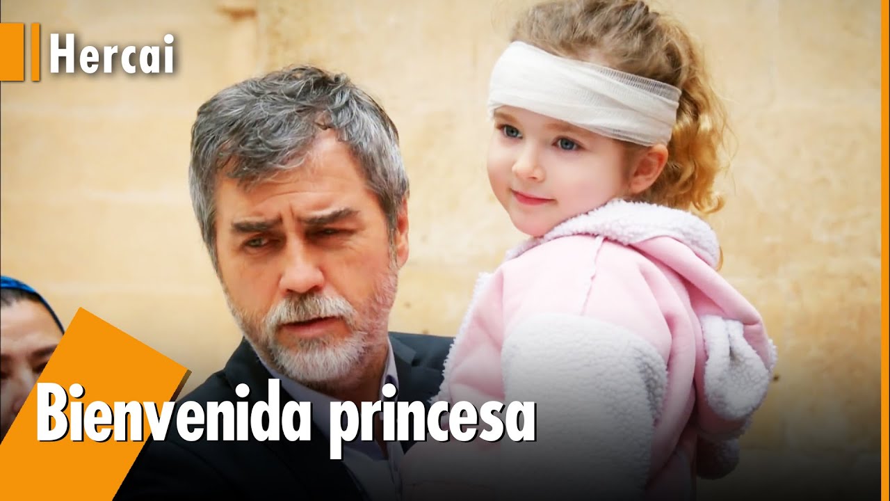 ¡La señora Gül ha vuelto a la mansión! | Hercai @Hercai Español